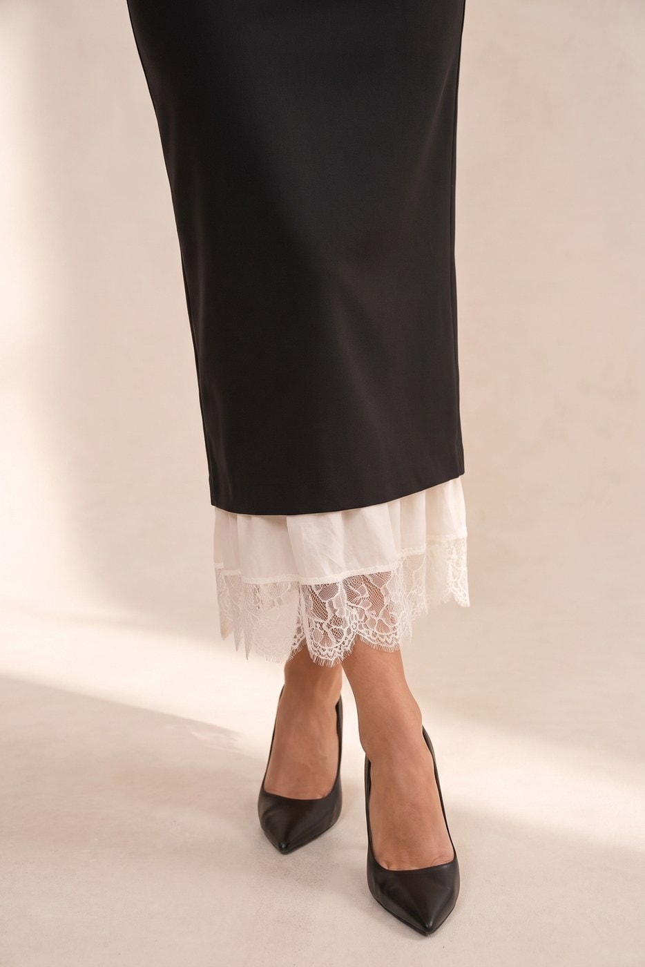 Lace-Hem Pencil Skirt — Black, view 5