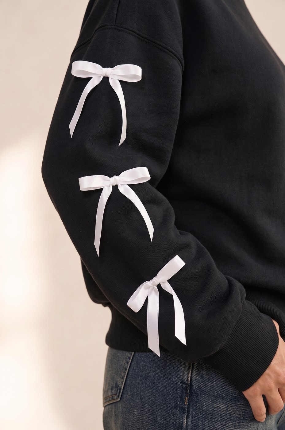 Bow Sweatshirt — Black, view 6